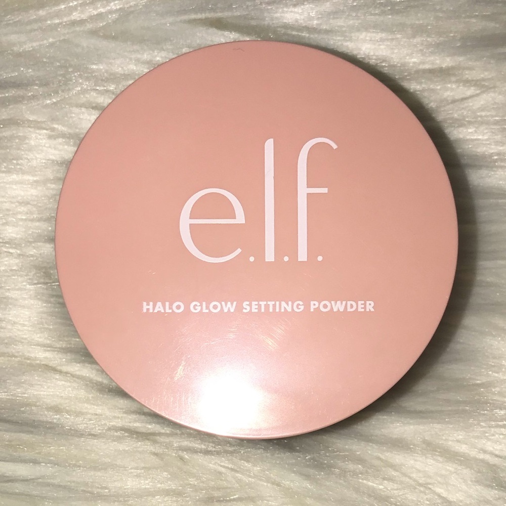 e.l.f. Halo Glow Setting Powder in Medium